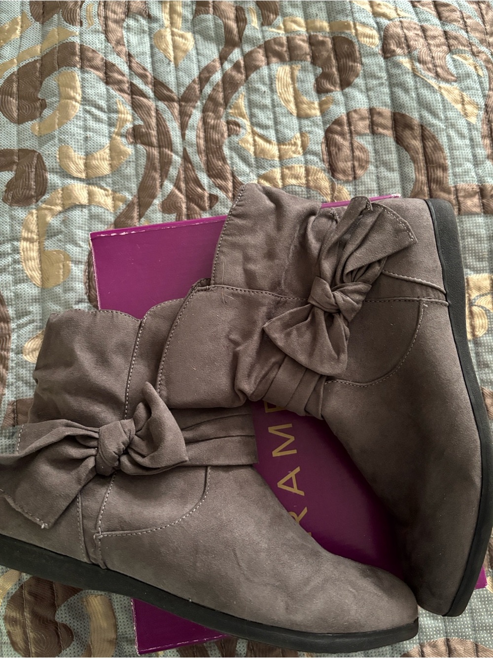 Rampage Gray Bow Accent Ankle Booties New in box. Never worn